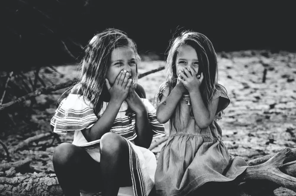 PAROLES D’ENFANTS et LA MORSURE DU TEMPS, par Didier Chabbert